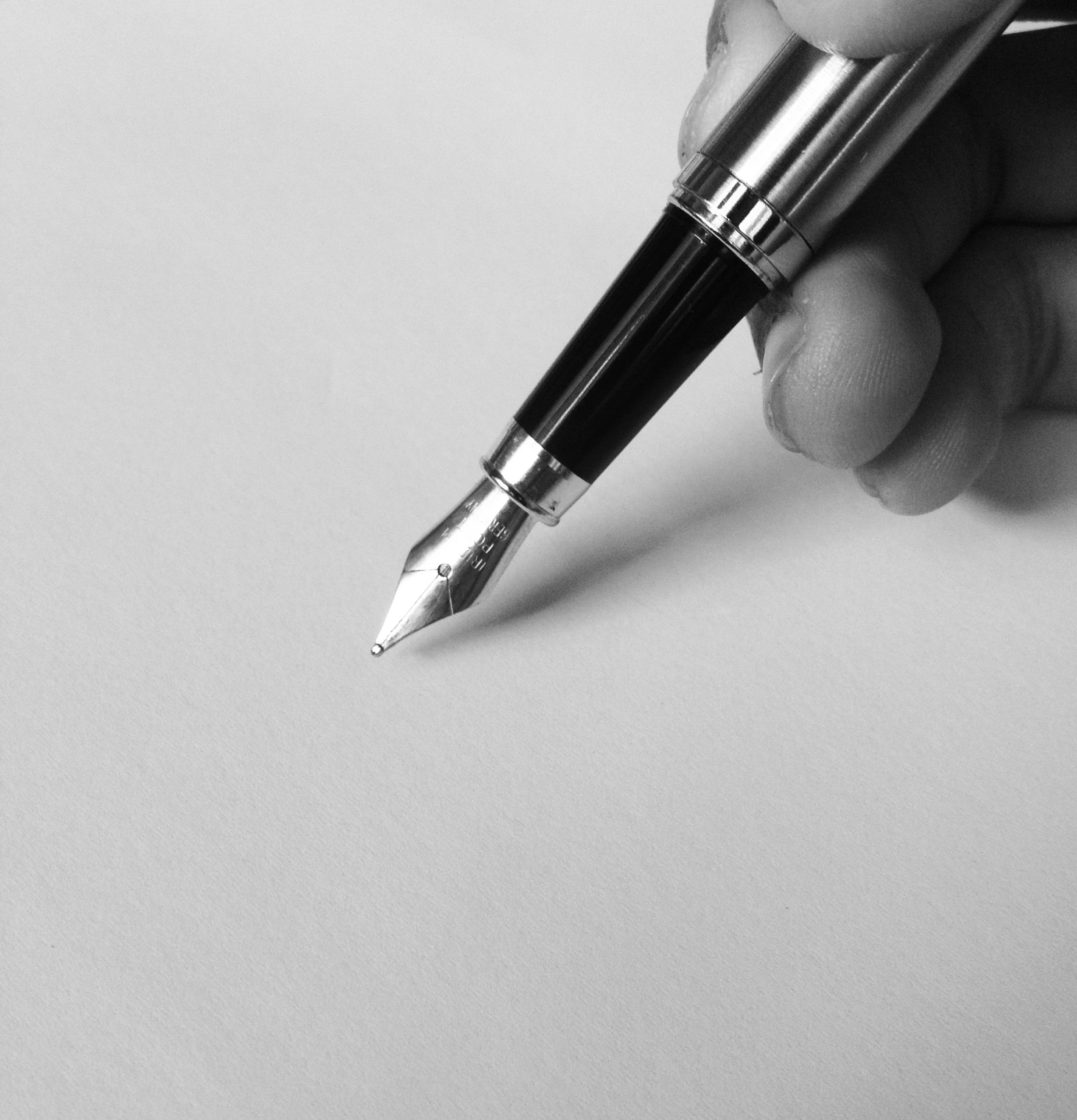 stylo plume image monochrome